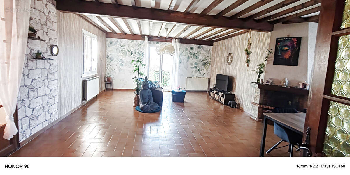 Maison à LE CRESTET