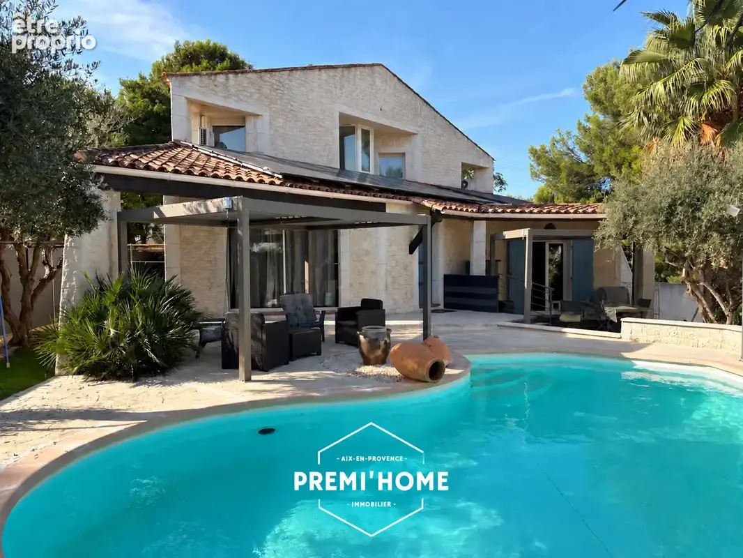 5 pièces 130 m2 maison a vendre istres 5 pièces en r+1 avec piscine et garage - photo 1