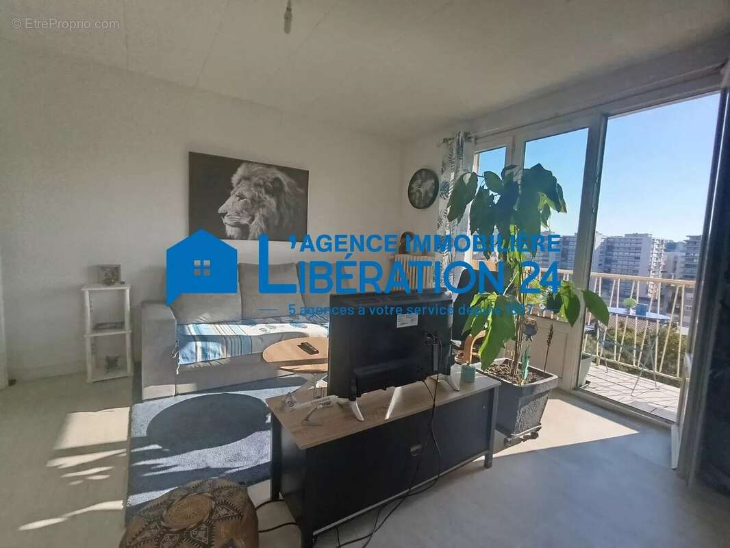 Appartement lumineux 4 pièces à Saint-Étienne - photo 3