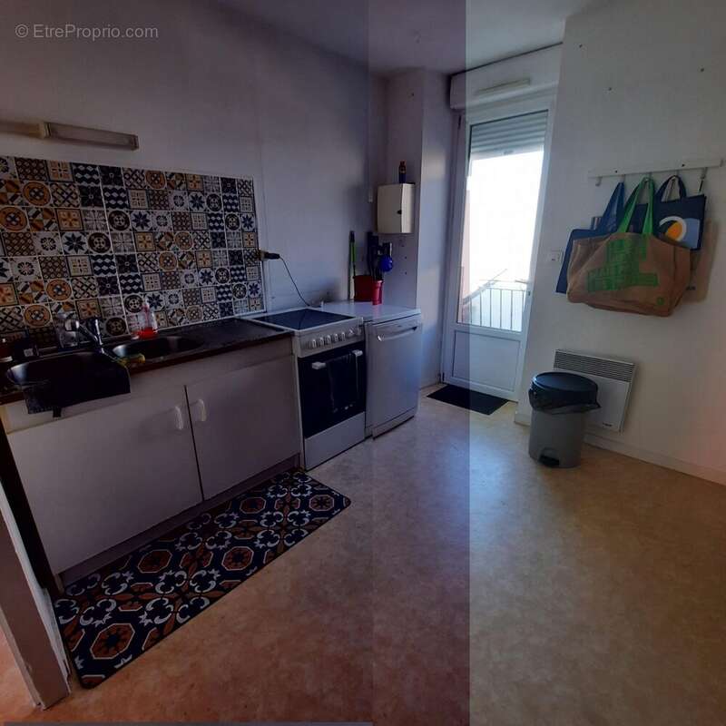 Appartement à SAINT-ETIENNE-DE-MONTLUC