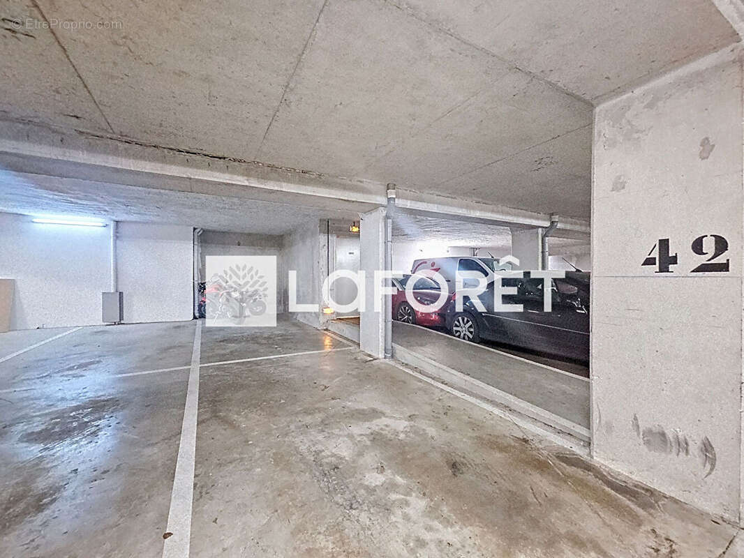 Appartement à MOISSY-CRAMAYEL