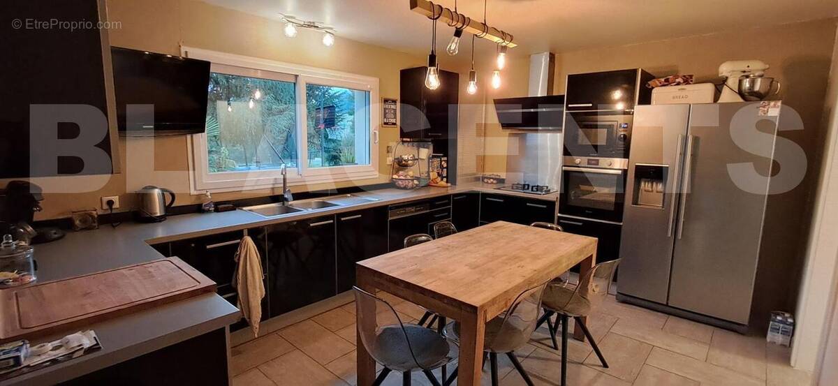 20250925_183424 - Maison à ISSANCOURT-ET-RUMEL