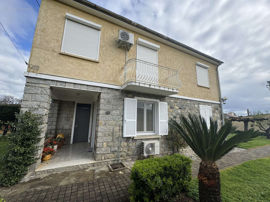 Maison à PRUNELLI-DI-FIUMORBO