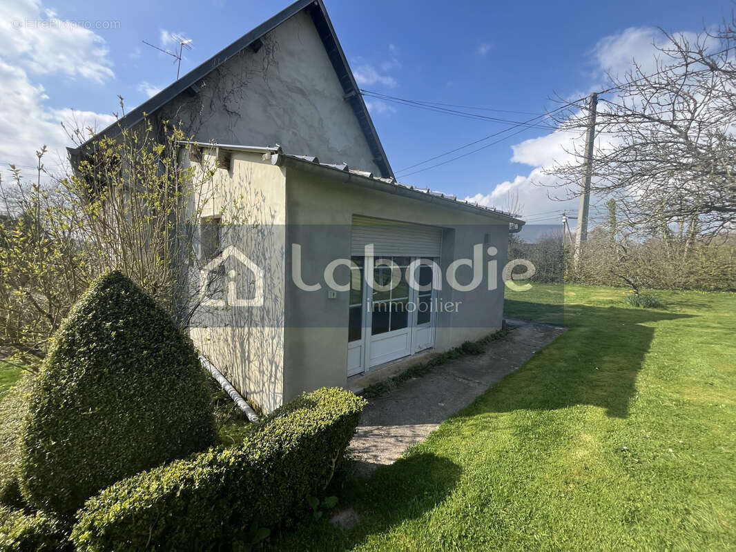 Maison à LE CHEFRESNE