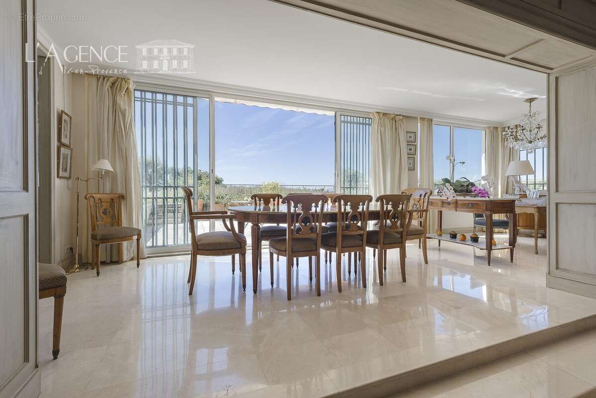 Appartement à AIX-EN-PROVENCE