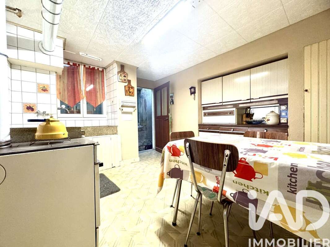 Maison 88 m² à Fenetrange  - photo 3