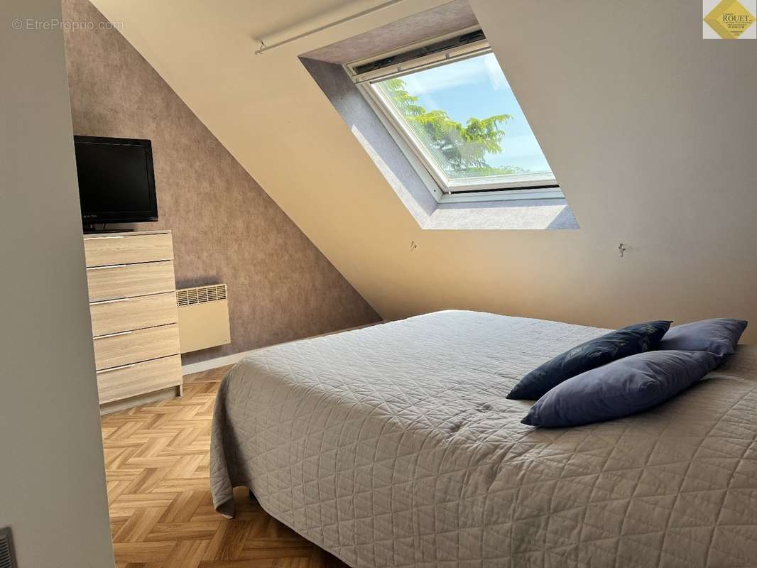 Maison à NEONS-SUR-CREUSE