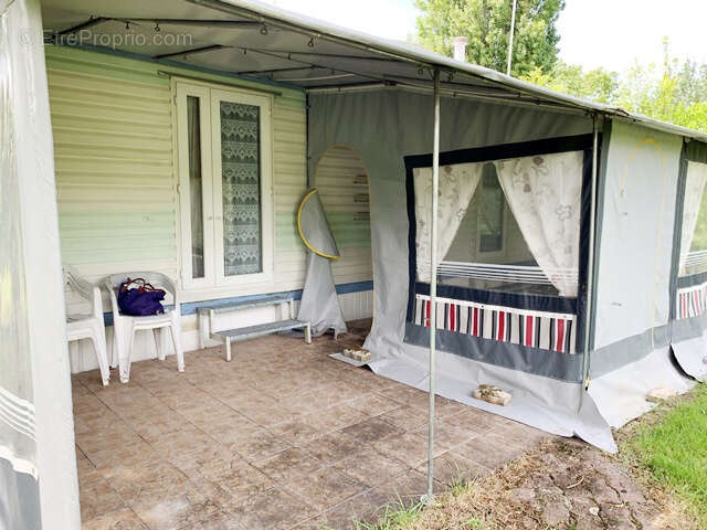 Terrain à SAINT-GEORGES-D&#039;OLERON