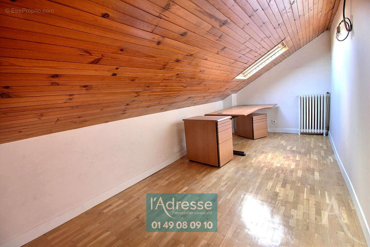250m du METRO 14 - Maison L Haÿ-Les-Roses 5 pièce(s) 123.10m2 - photo 11