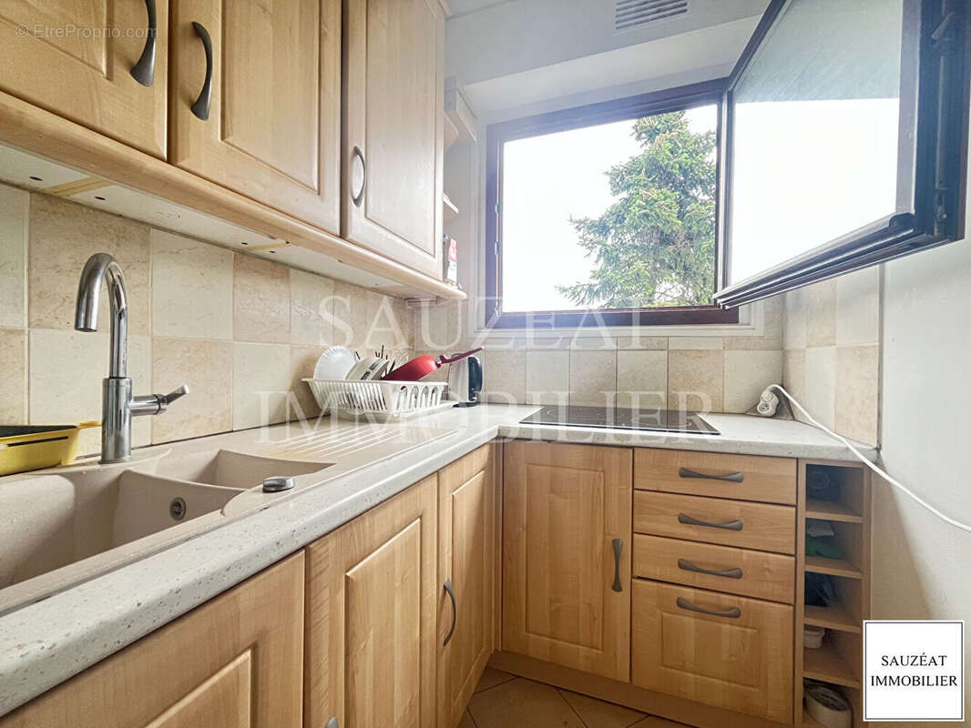 Appartement à LE PLESSIS-ROBINSON