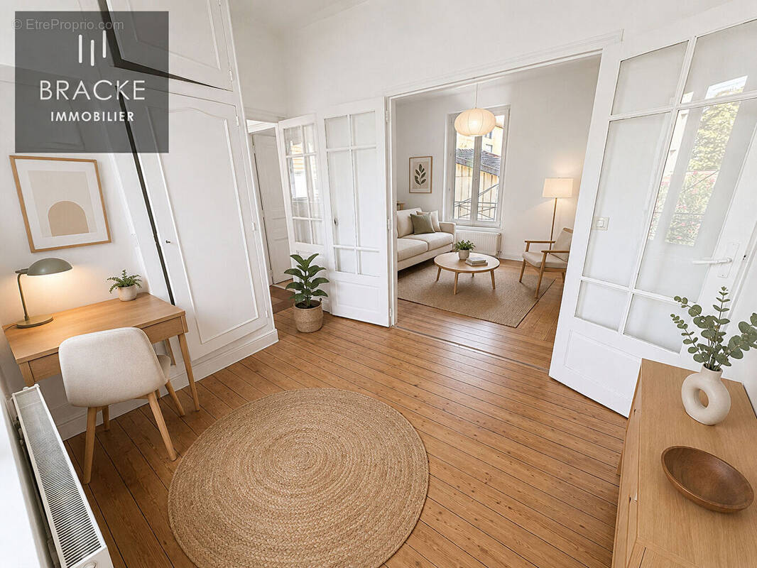 Appartement à COURBEVOIE