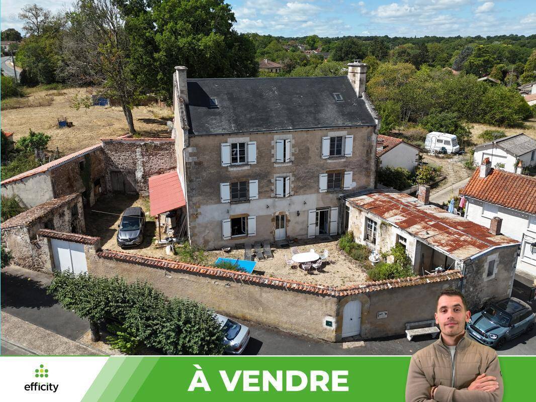 Maison à AVAILLES-LIMOUZINE