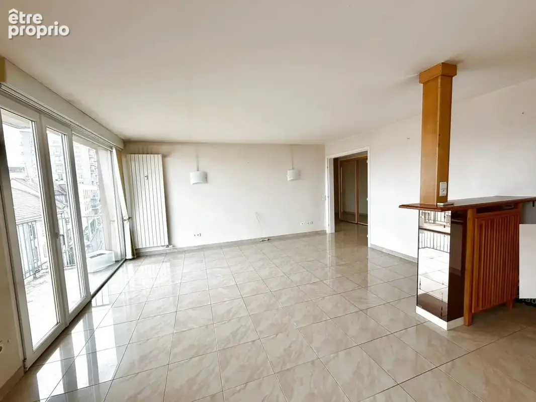 Vente - Belfort   Appartement 6 pièces de 113 m2, 4 chambres, cave et garage - photo 6