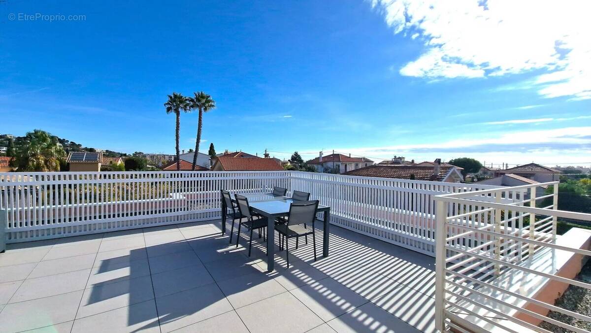 Appartement à CAGNES-SUR-MER