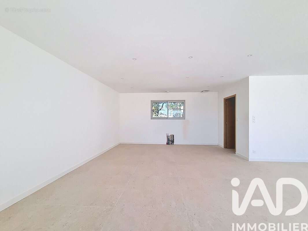 Photo 7 - Maison à NIMES