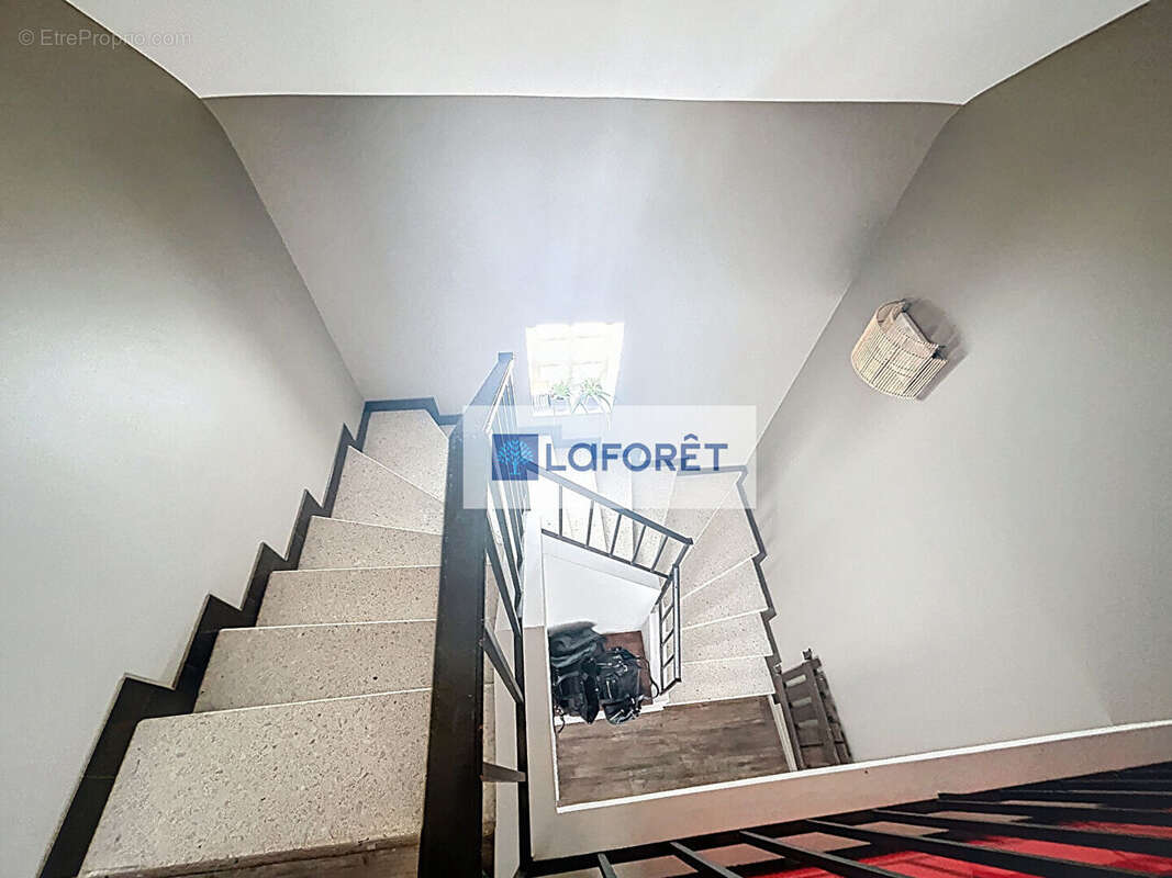 Maison à SARTROUVILLE