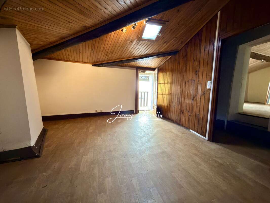 Maison 71 m² à Rigarda  - photo 9