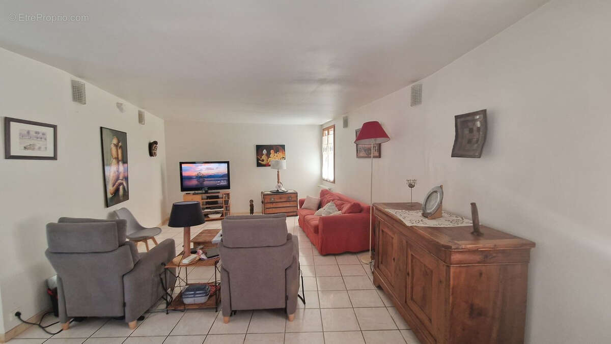 Maison à SAINT-MACAIRE