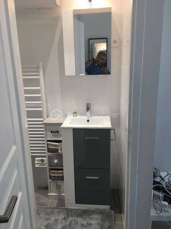 Appartement à PARIS-8E