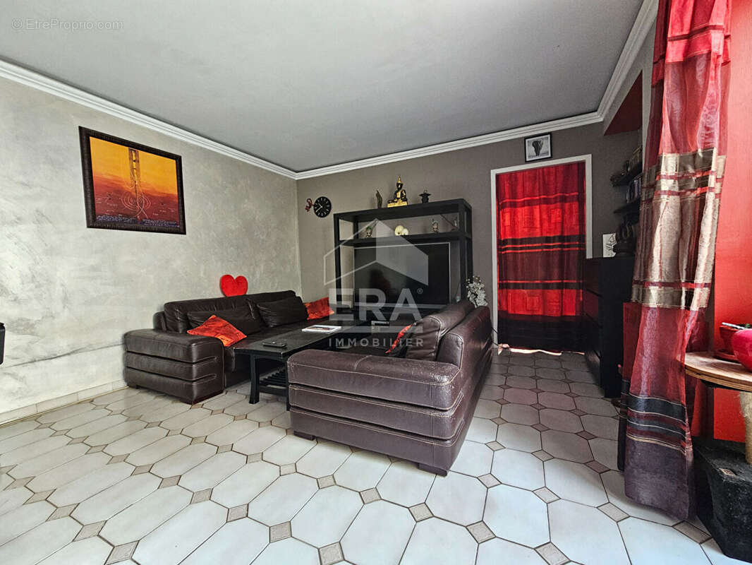 Appartement à NEUILLY-SUR-MARNE