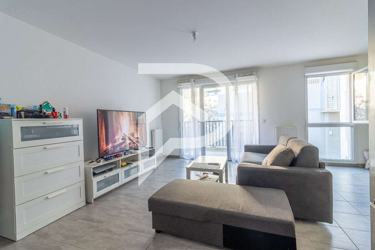 Appartement à MARSEILLE-14E
