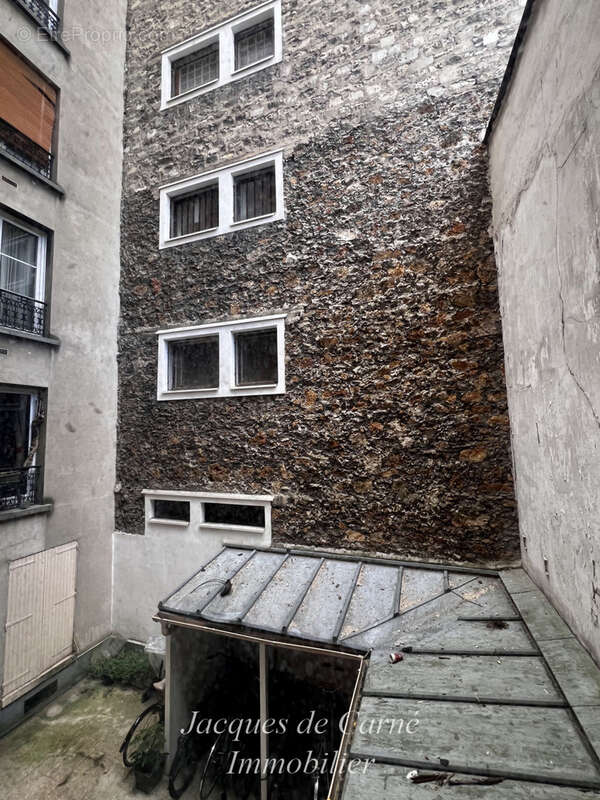 Appartement à PARIS-11E