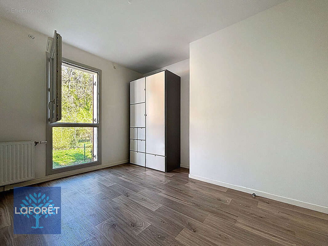 Appartement à CHENNEVIERES-SUR-MARNE
