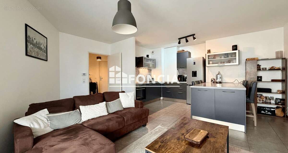 Appartement à MEYLAN