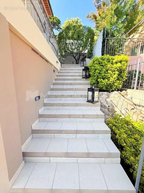 Maison à MENTON