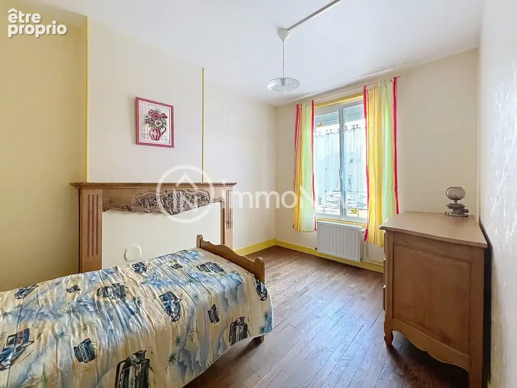 Maison de bourg/VILLEBAUDON/ Deux garages - photo 8