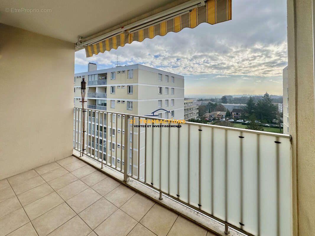 Appartement à OULLINS