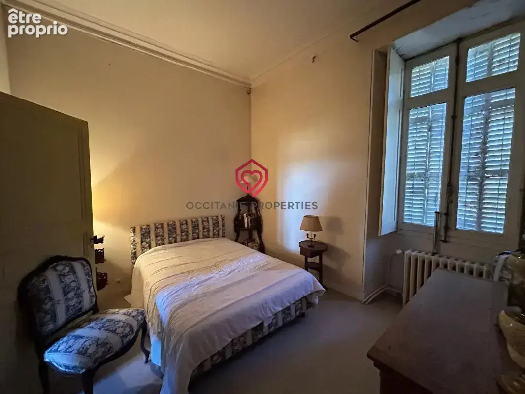 Manoir en bordure de rivière avec parc et dépendances - photo 28