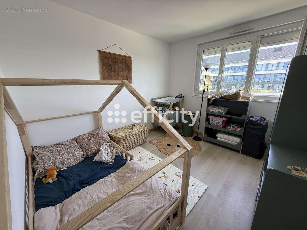 Appartement à MONTIGNY-LE-BRETONNEUX