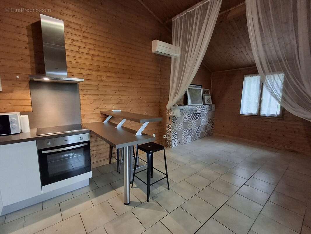 Maison à SAINT-CYPRIEN