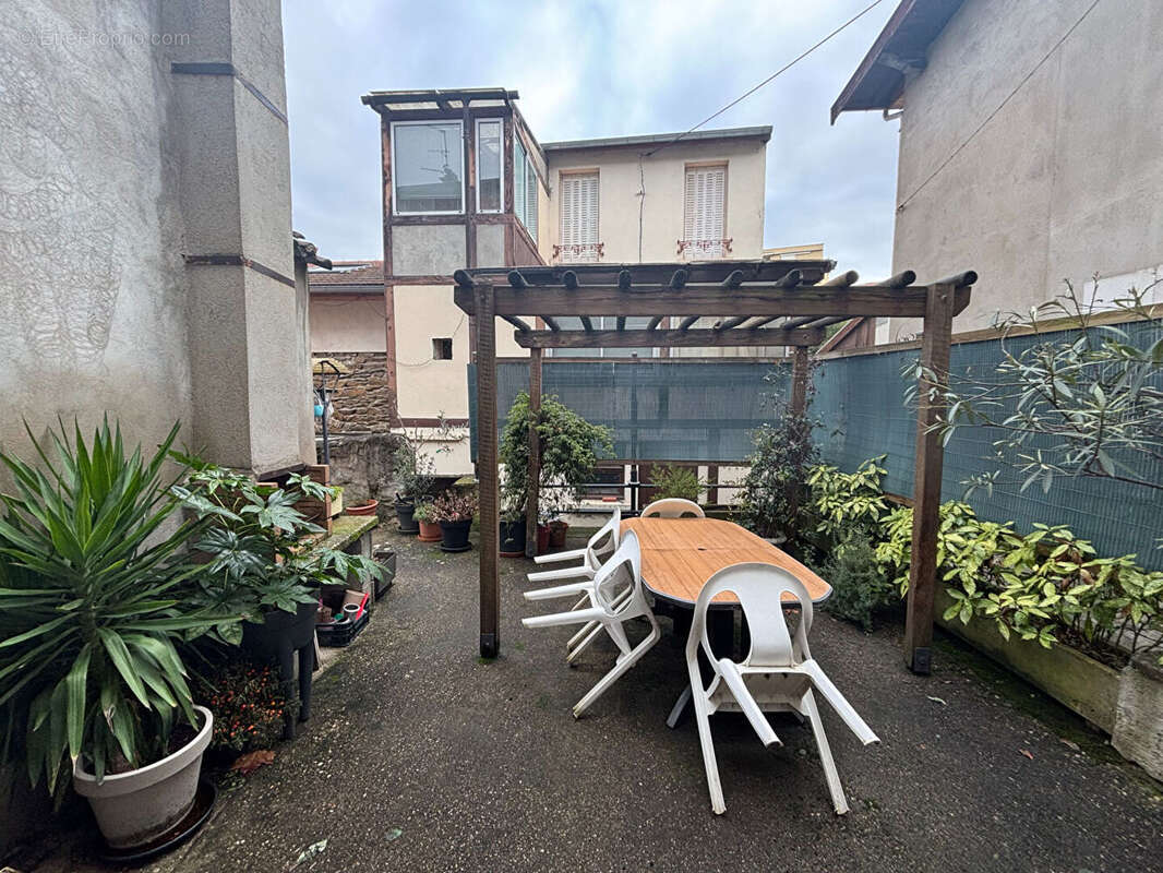 Maison à GIVORS