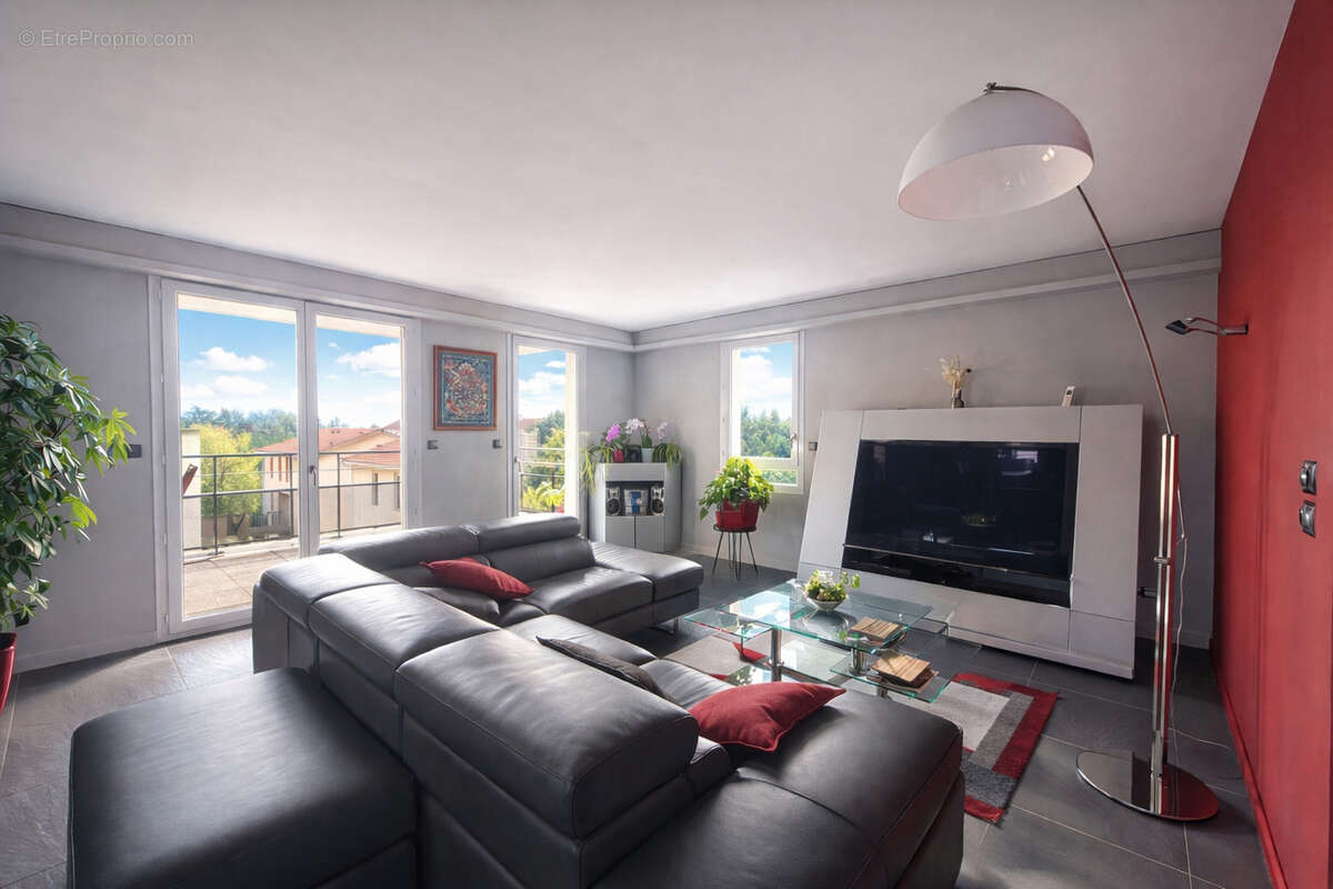 Appartement à CRAPONNE