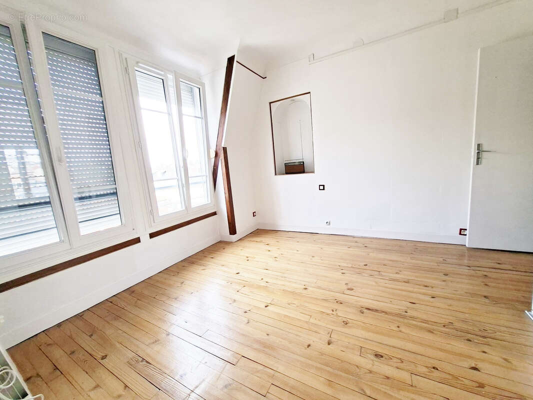 Pontoise - gare - appartement avec ascenseur - photo 2