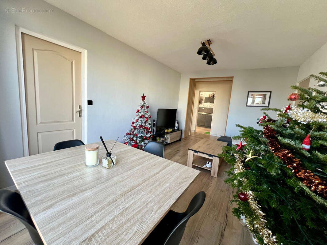 Appartement à QUETIGNY