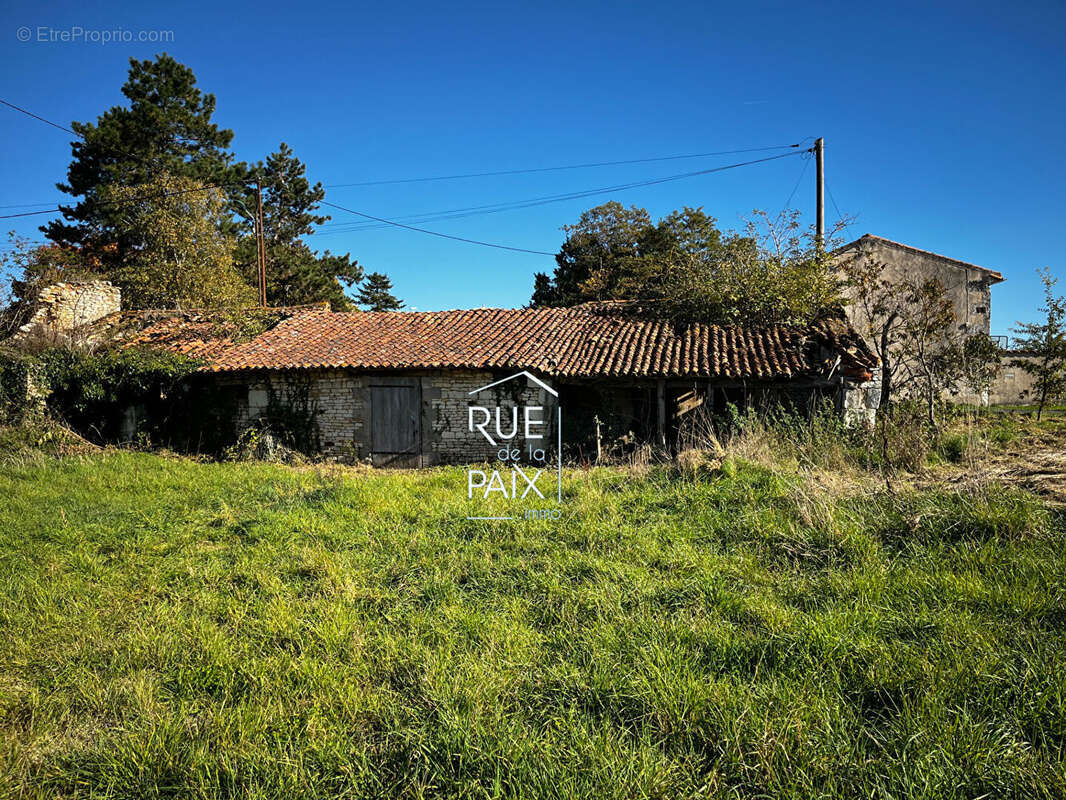 Maison à LA CHAUSSEE