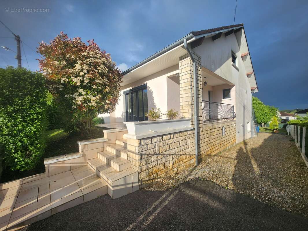 Maison à RILHAC-RANCON