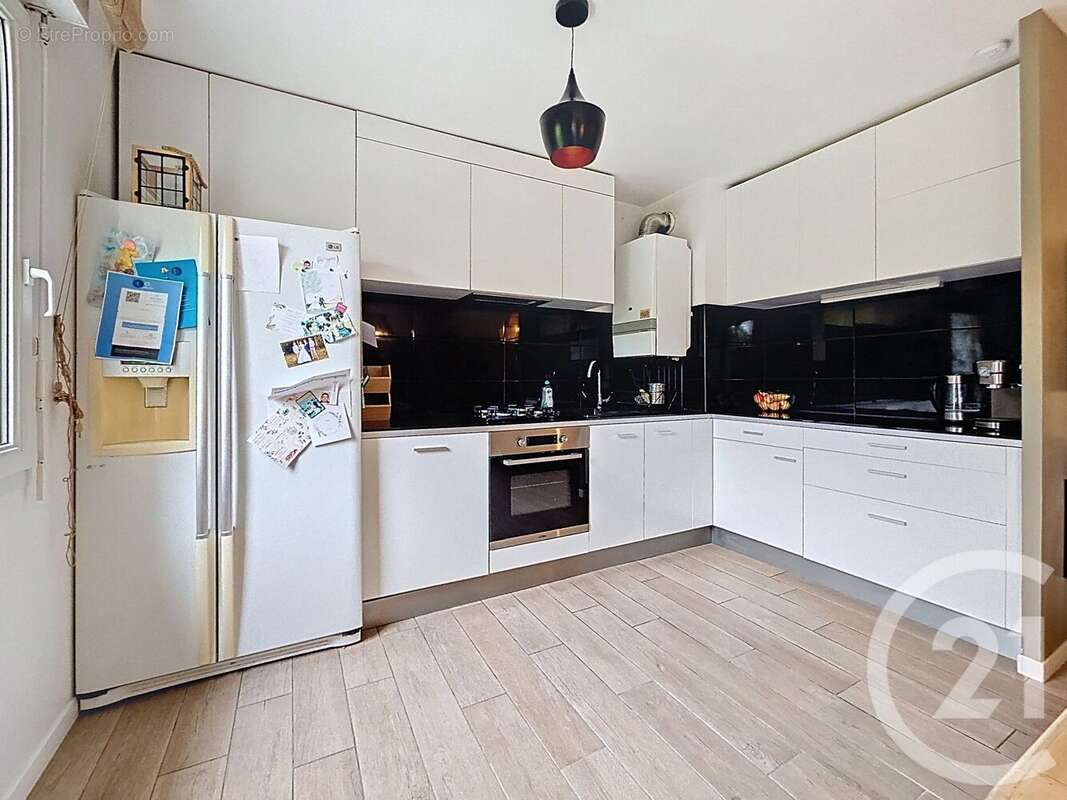 Appartement à MOISSY-CRAMAYEL