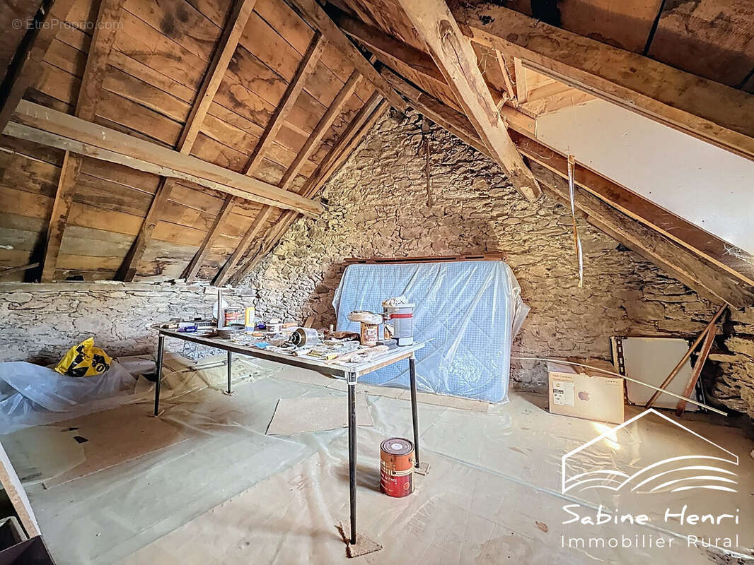 Maison à LA SALVETAT-PEYRALES