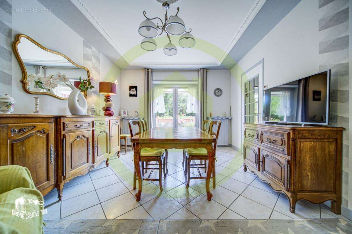 Maison à LAMORVILLE