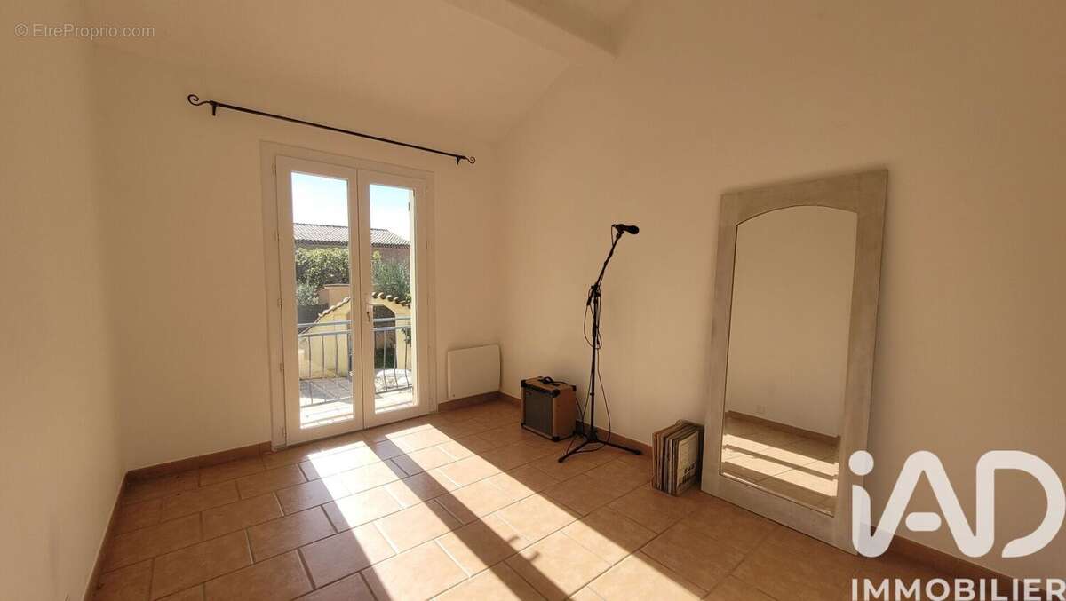 Photo 8 - Maison à REGUSSE