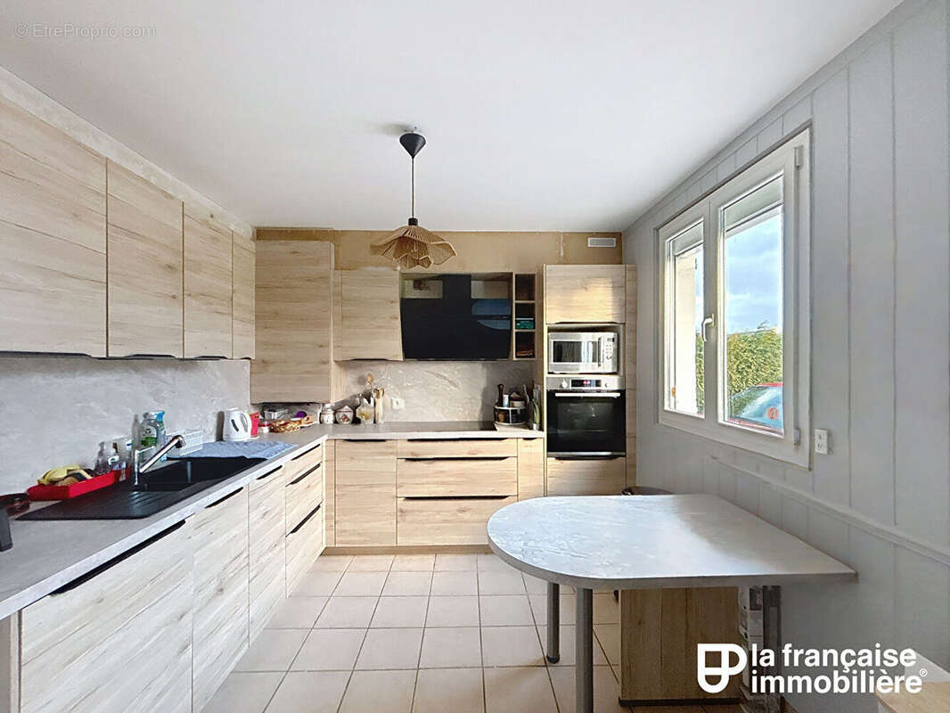 Maison à THORIGNE-FOUILLARD