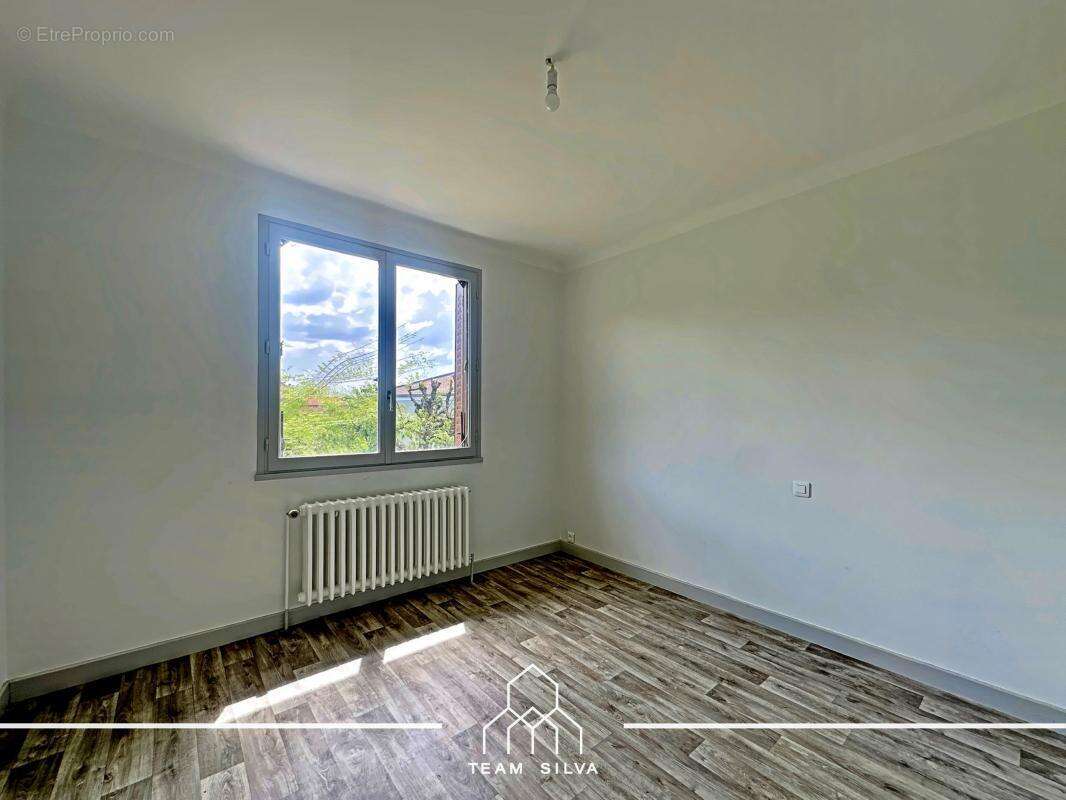 Maison 120 m² à Solaize  - photo 25