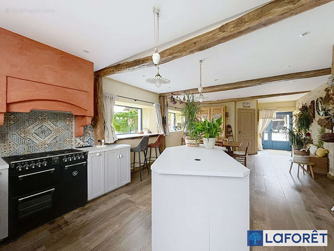 Maison Saulx Le Duc (luxerois) 3 pièce(s) 178.5 m2 - photo 5