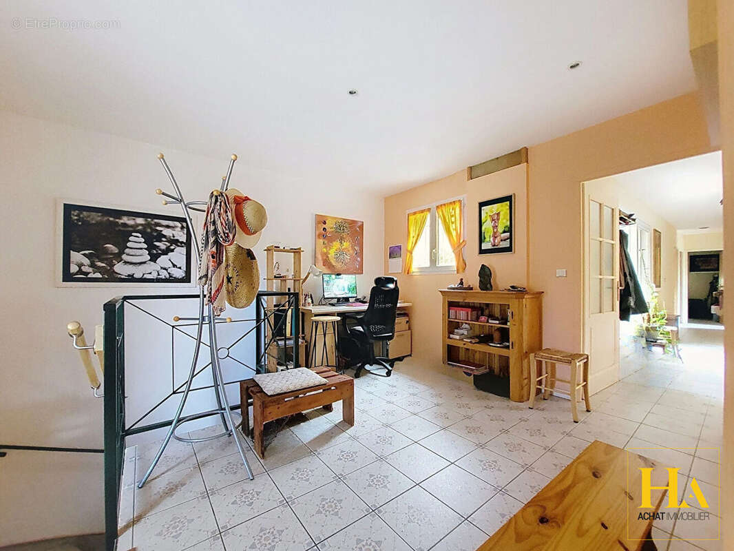 Maison à ROMANS-SUR-ISERE