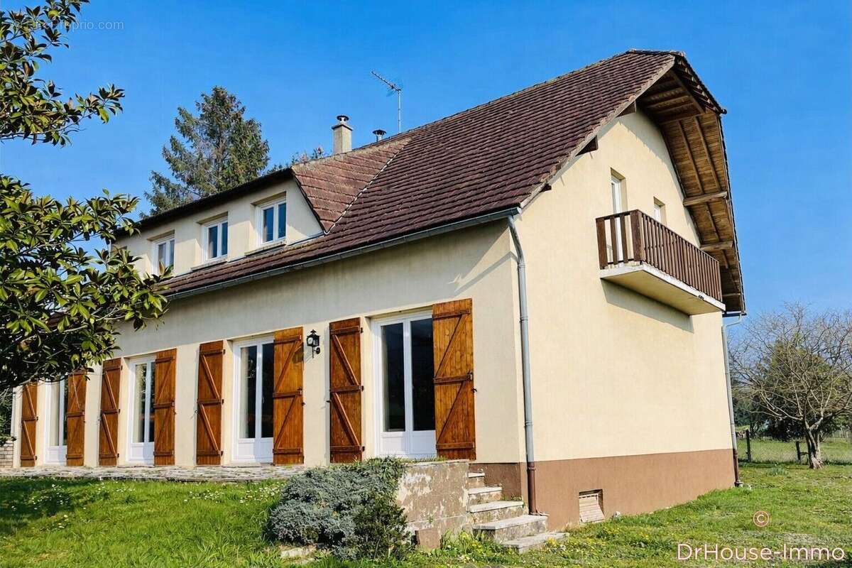 Maison à PORT-MORT
