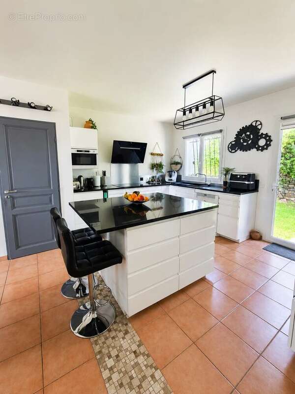 Maison à COUDOUX